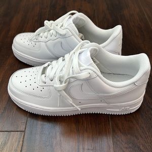 NEW Nike Air Force Women’s